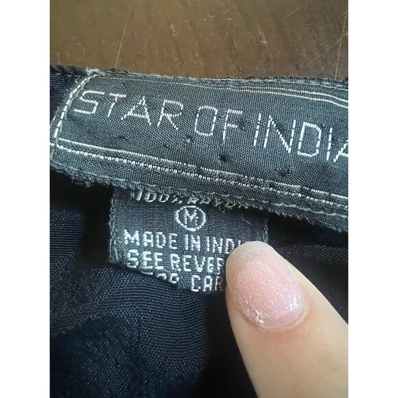 Star Of India Black Vest With A Floral Pattern Size M - Picture 3 of 4